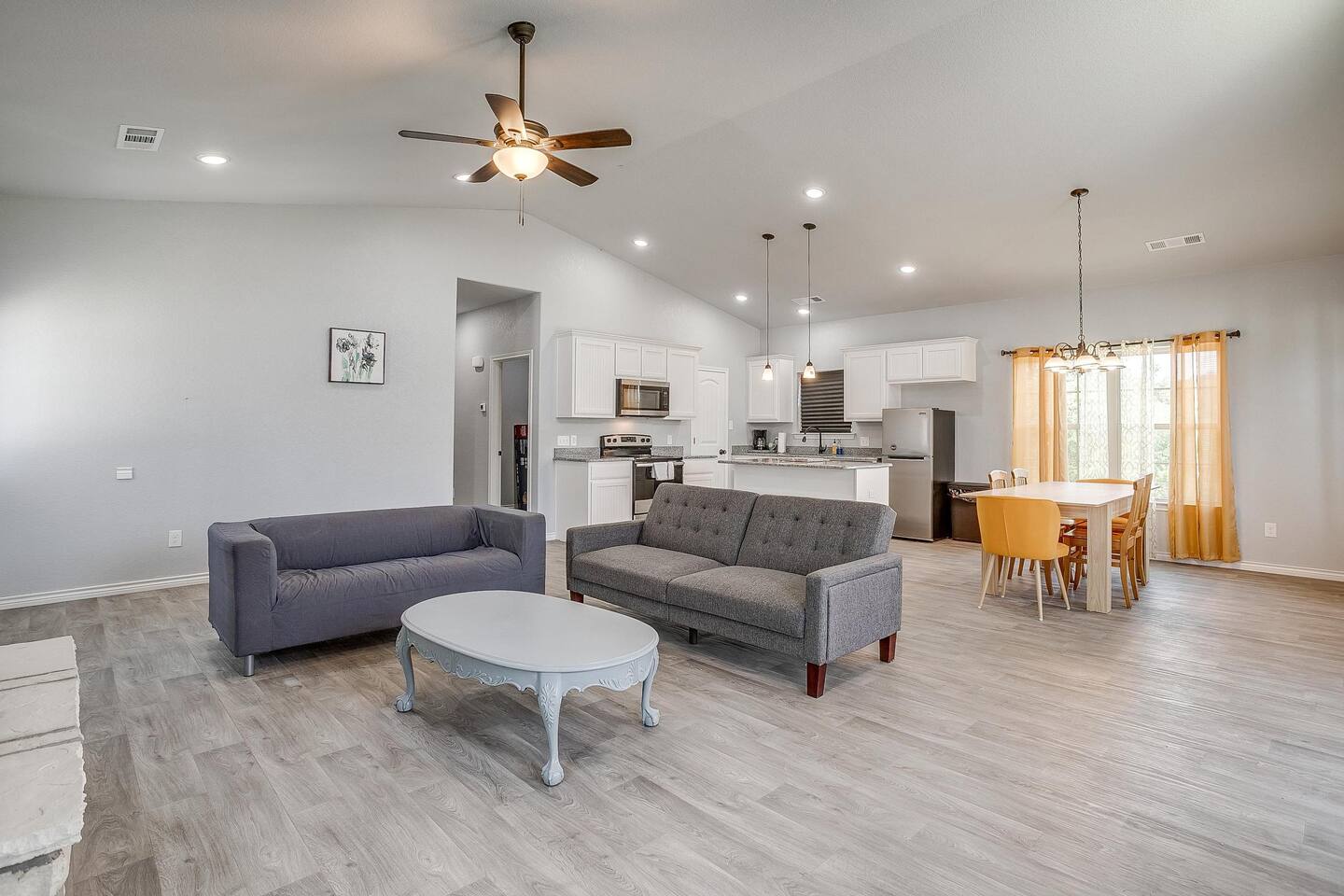 3BR, 2BA Cabin – Cozy Stay for Job Travelers