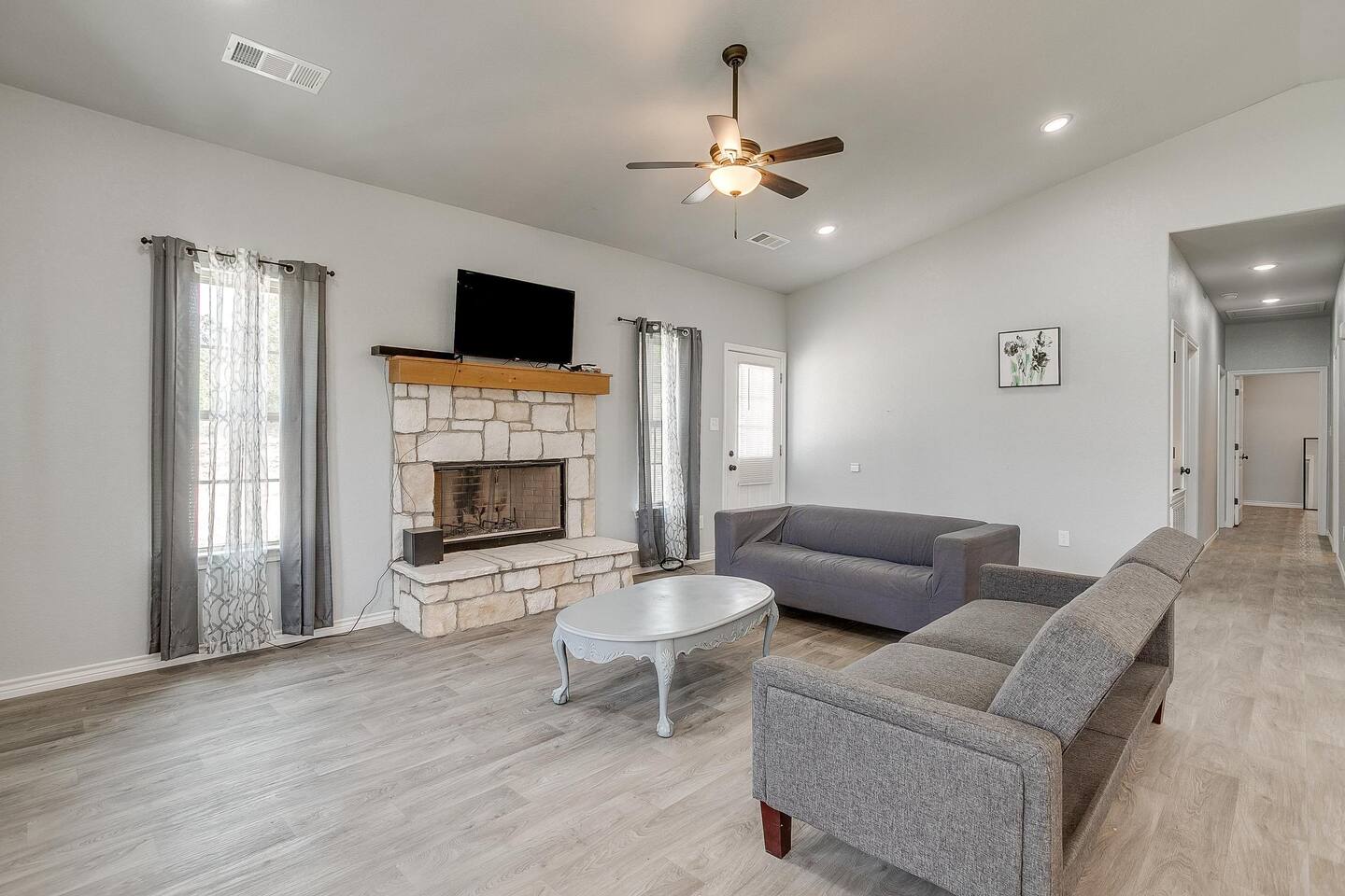 3BR, 2BA Cabin – Cozy Stay for Job Travelers
