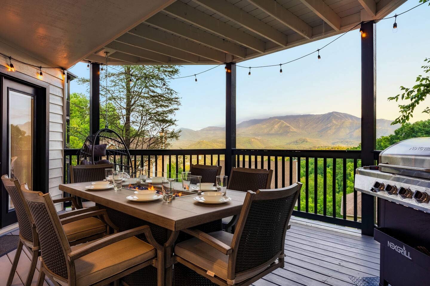 Picturesque Mtn Views| Gameroom| Swim Spa| Firepit