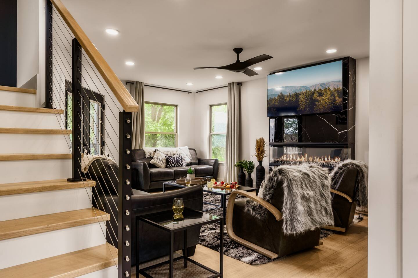Picturesque Mtn Views| Gameroom| Swim Spa| Firepit