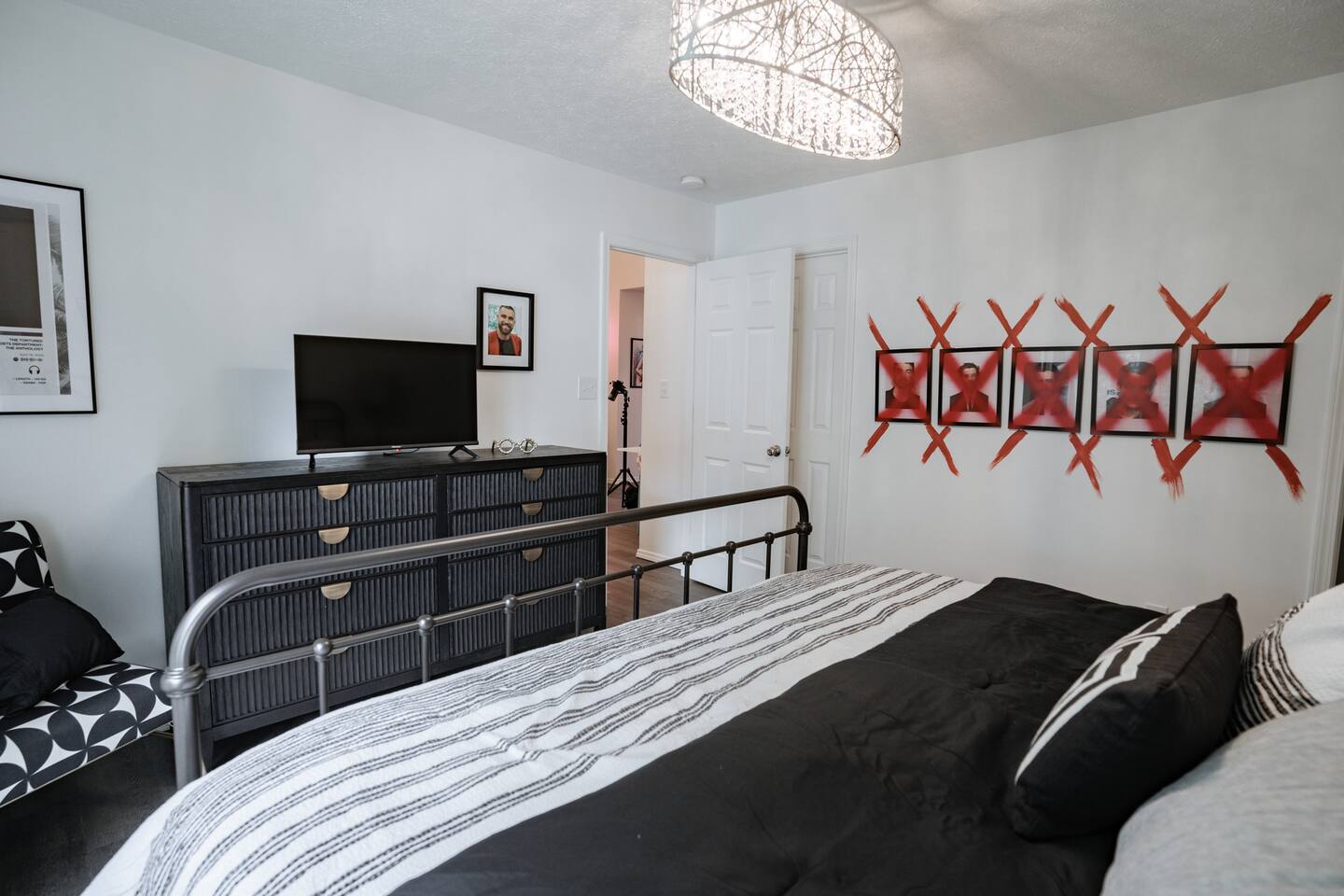 Swiftie’s Babe Cave