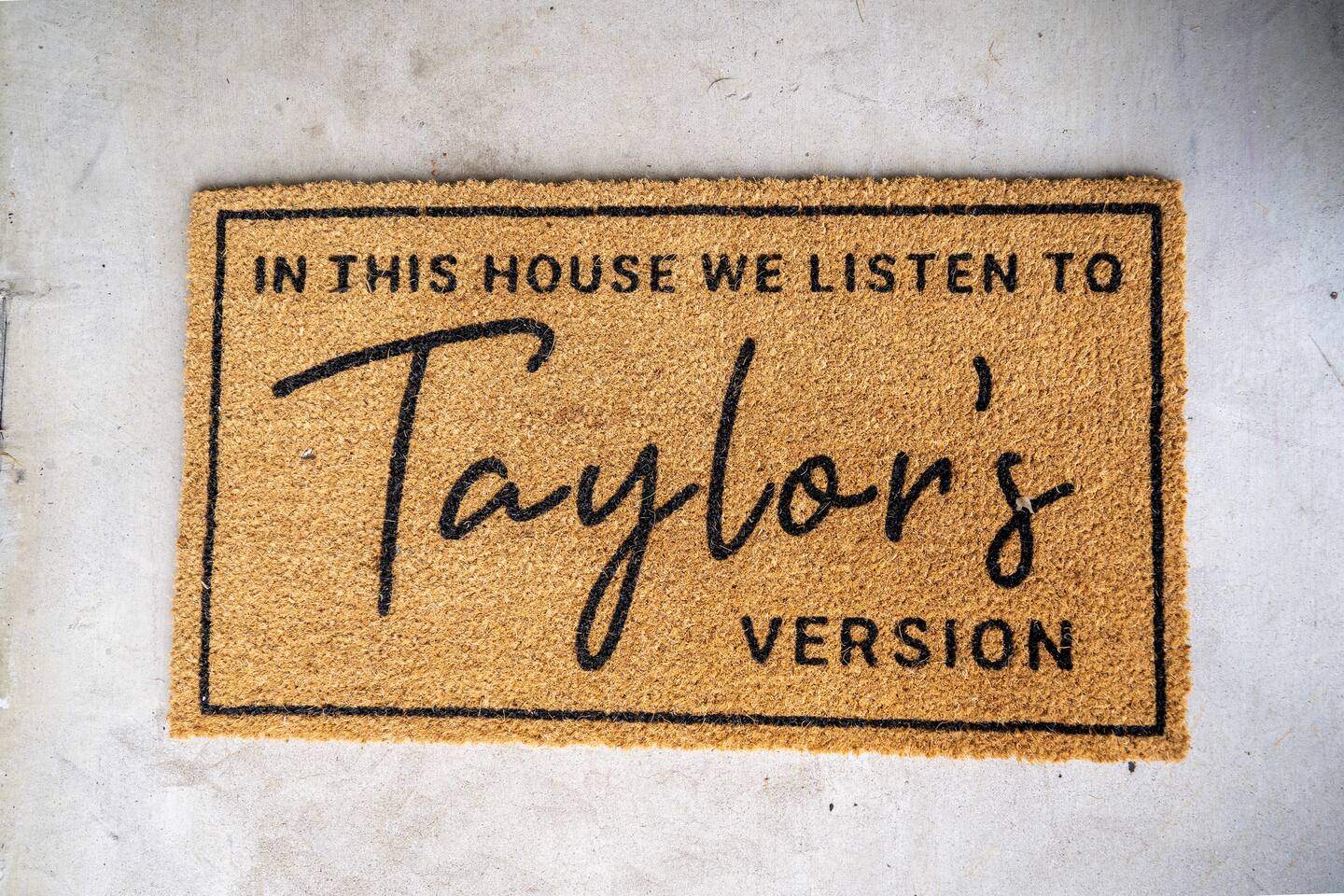 Swiftie’s Babe Cave