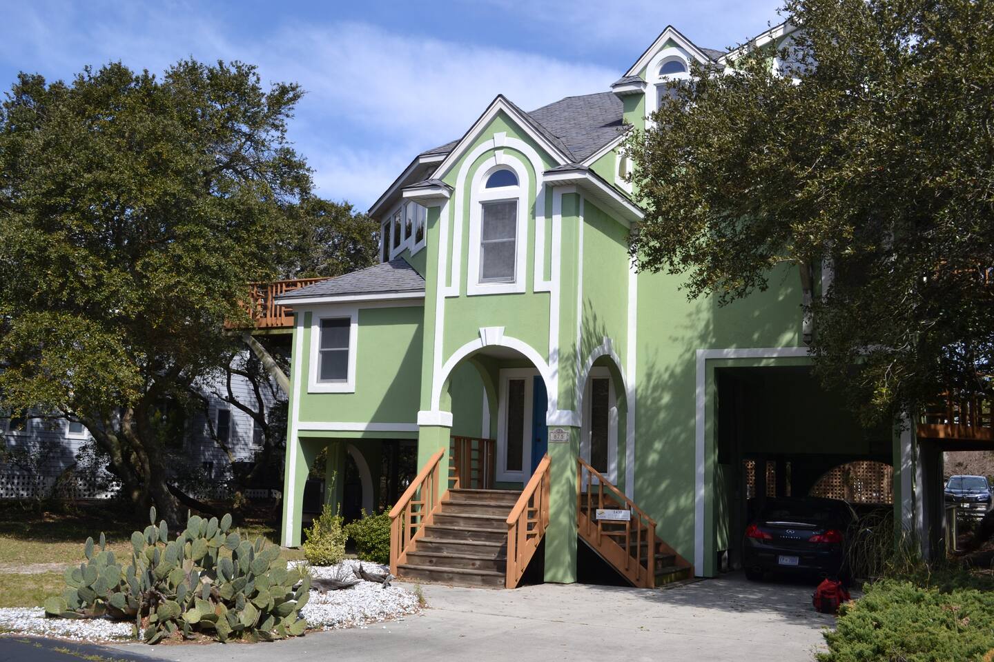 Shannon's Tree House - Corolla, NC