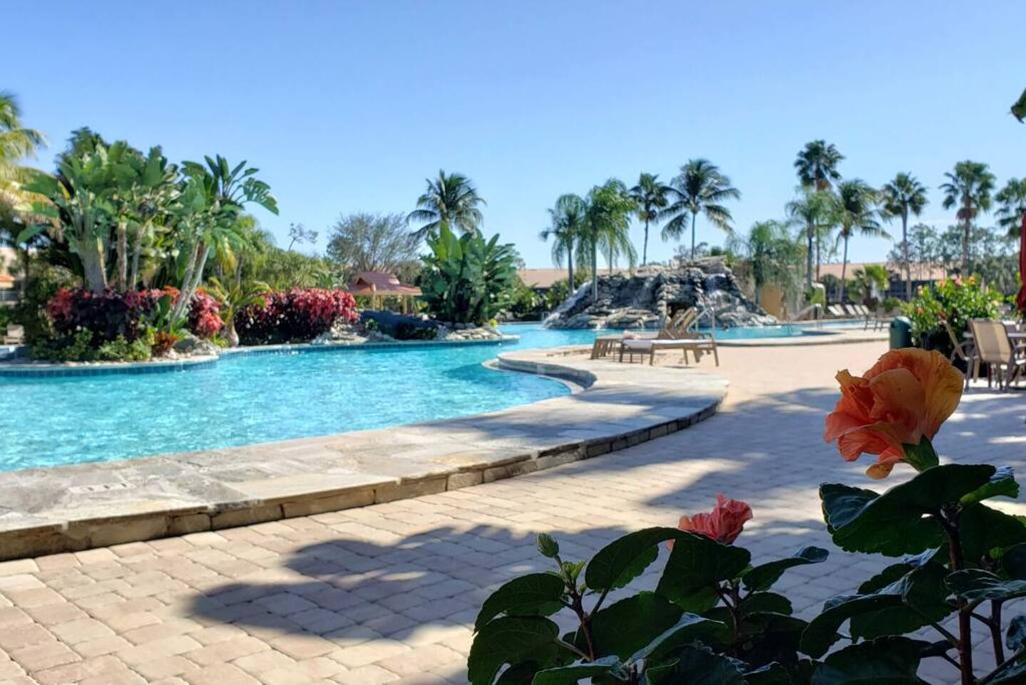 Bahama Breeze @ Falling Waters Naples, FL