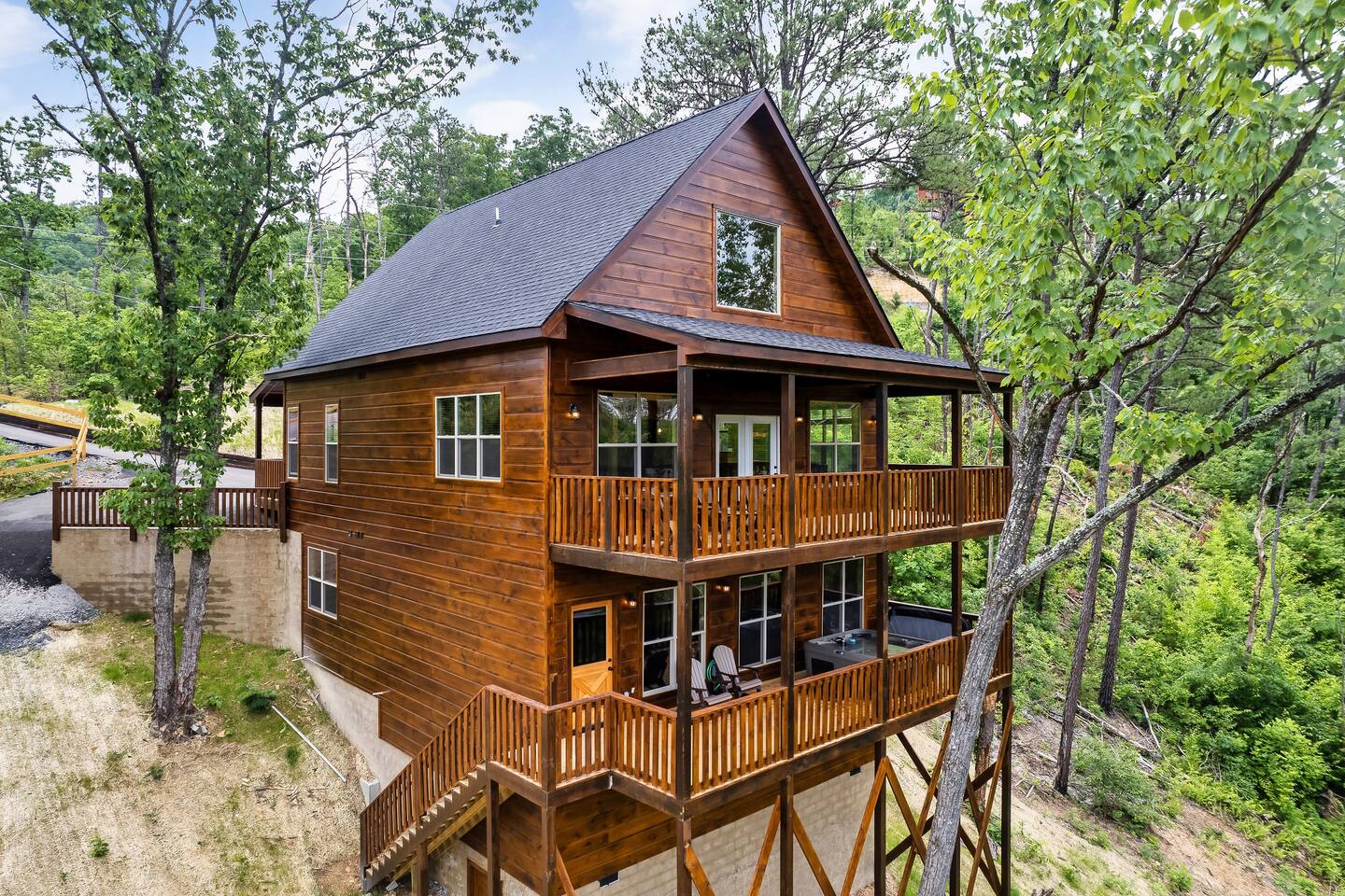 “Timber Ridge” Large Group Luxury, Theater, Games