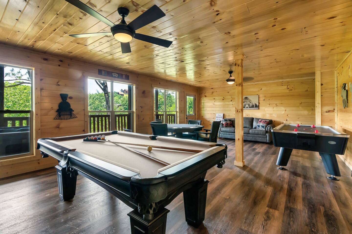 “Timber Ridge” Large Group Luxury, Theater, Games