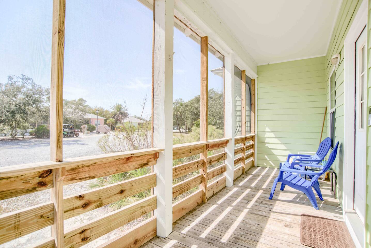 Poolside, Tennis, King Suites - Hannah's Hideaway
