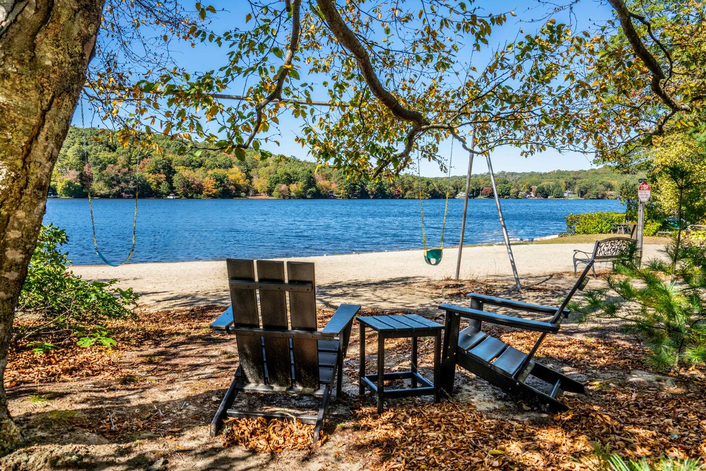 Couple’s Lakefront Cabin | Tiny House with a View
