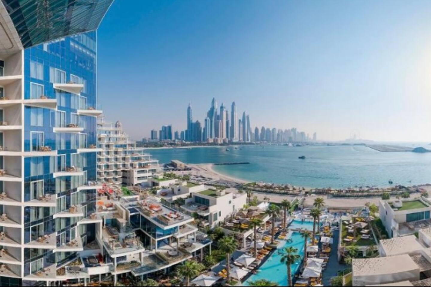 ASHRI Luxurious stay in Palm Jumeirah, Five Hotel — Dubai — vacation rental