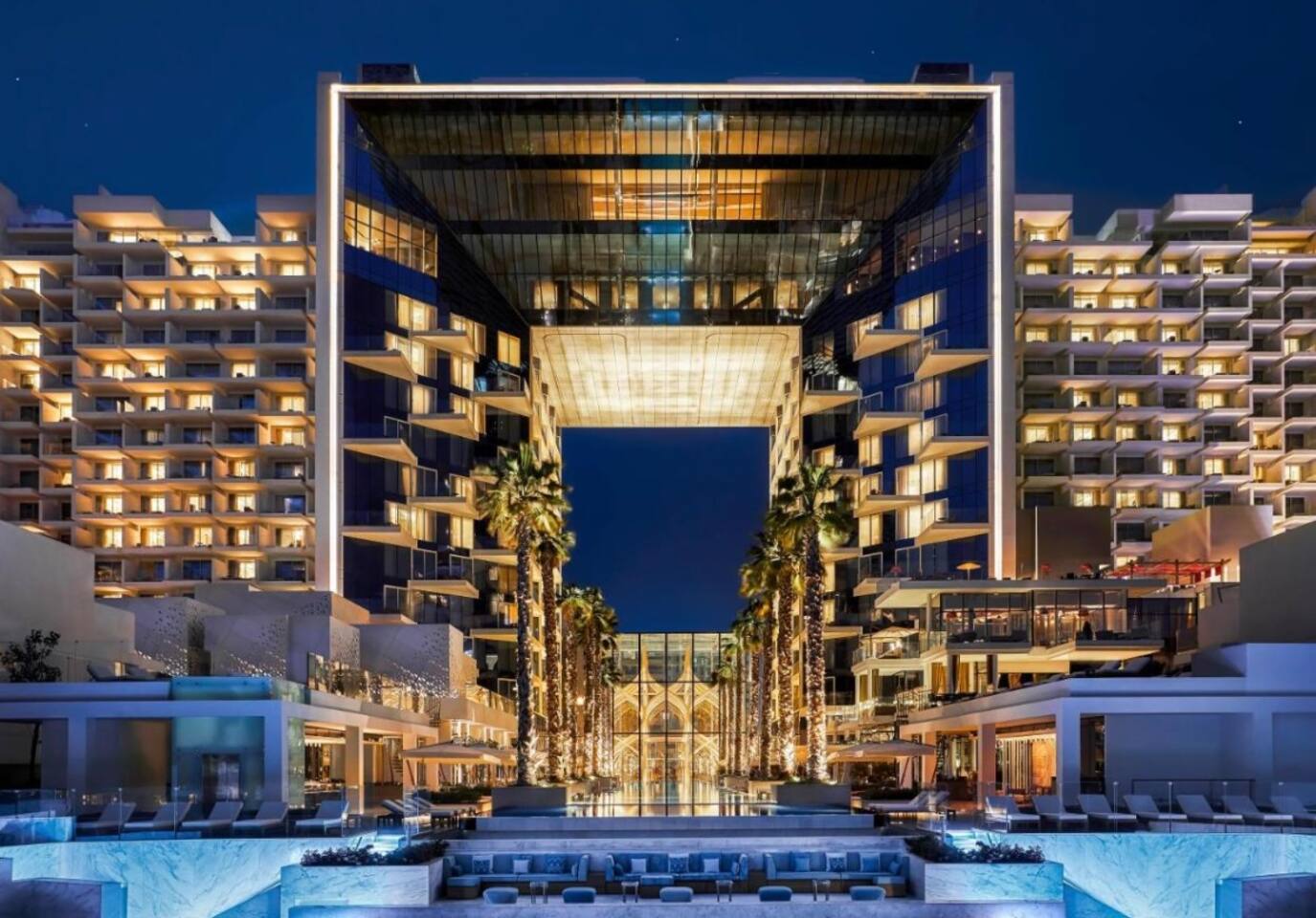 ASHRI Luxurious stay in Palm Jumeirah, Five Hotel