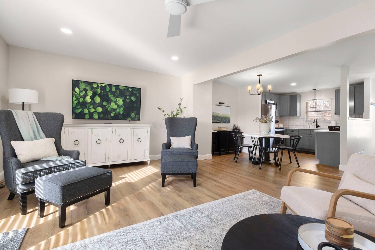 Groups | Space to Stay Together, Comfort to Relax — South Bend — vacation rental