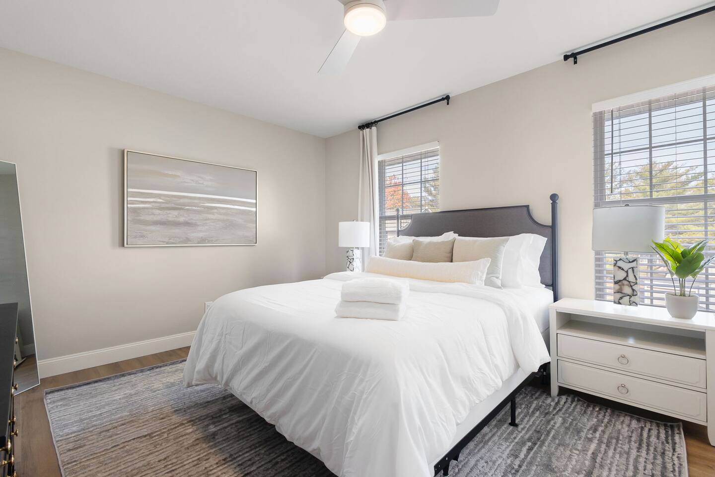 Groups | Space to Stay Together, Comfort to Relax