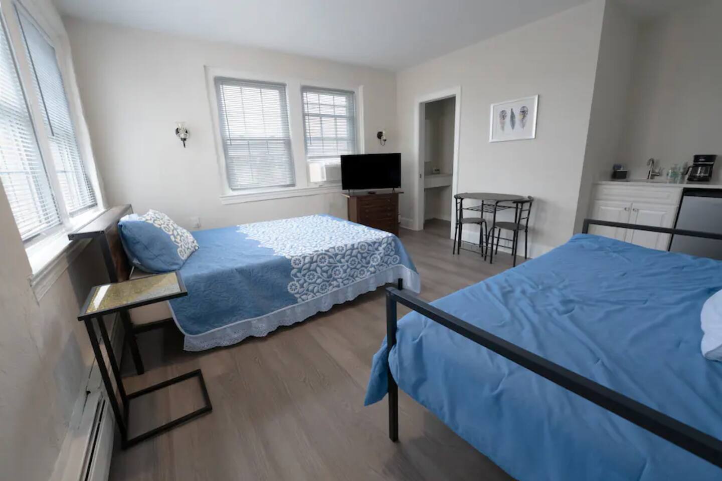 2 Bedroom - Lockout - in the Heart of OCNJ!