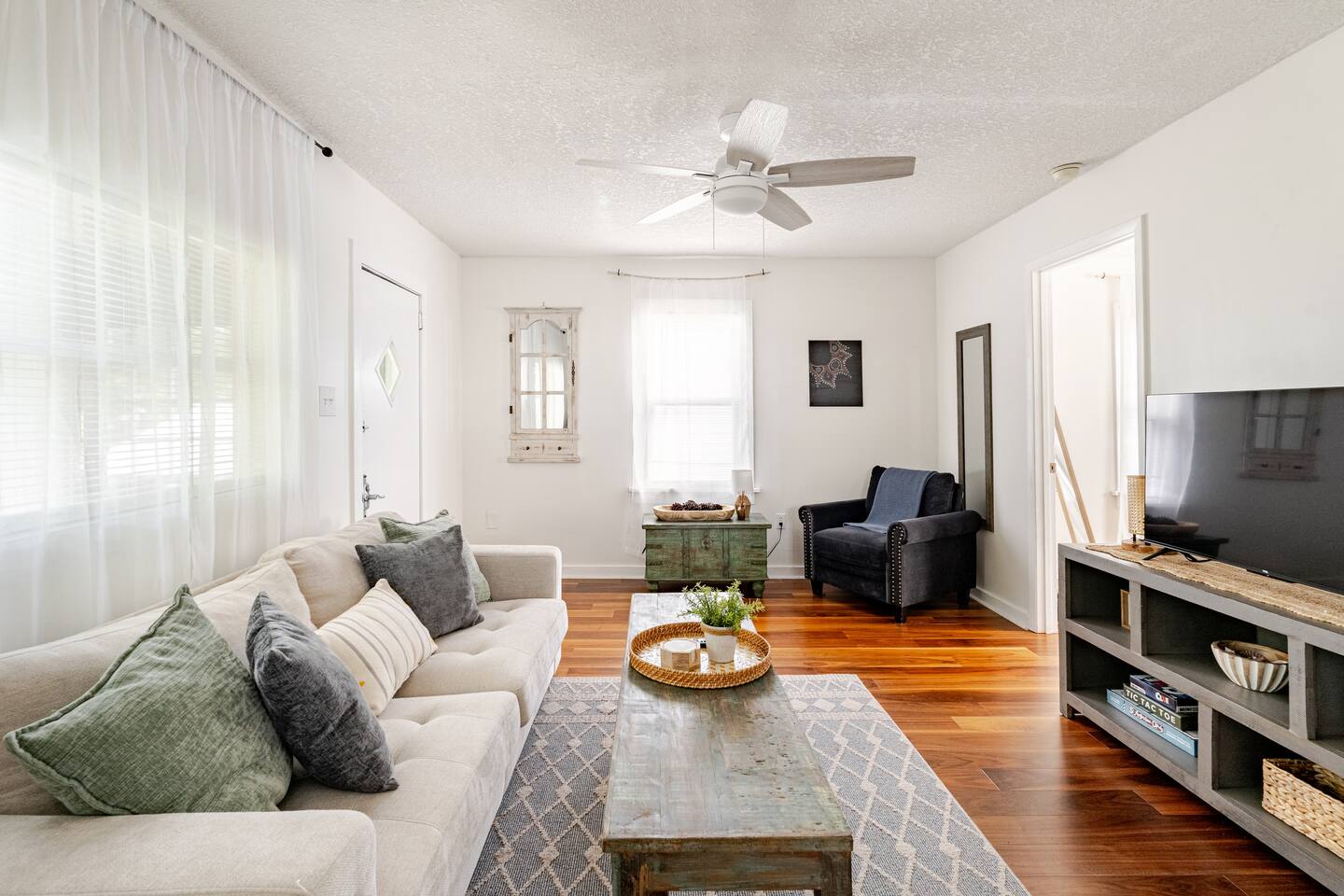 Summer House - 1/1 Second Floor - Walk Everywhere — St. Augustine — vacation rental