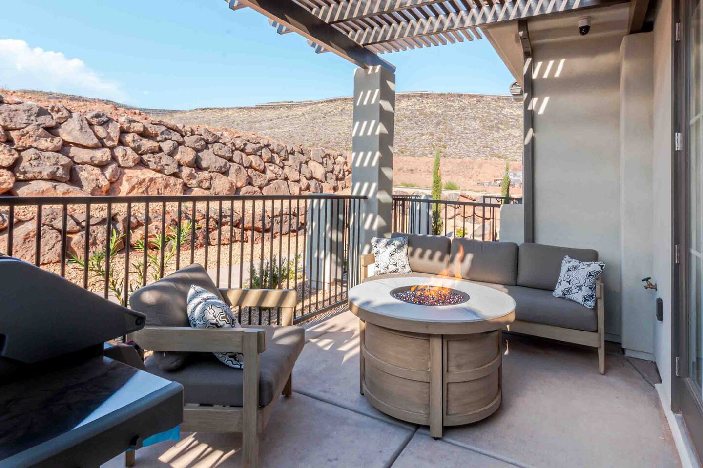 Desert Retreat with Fire Pit, Pool, and Hot tub