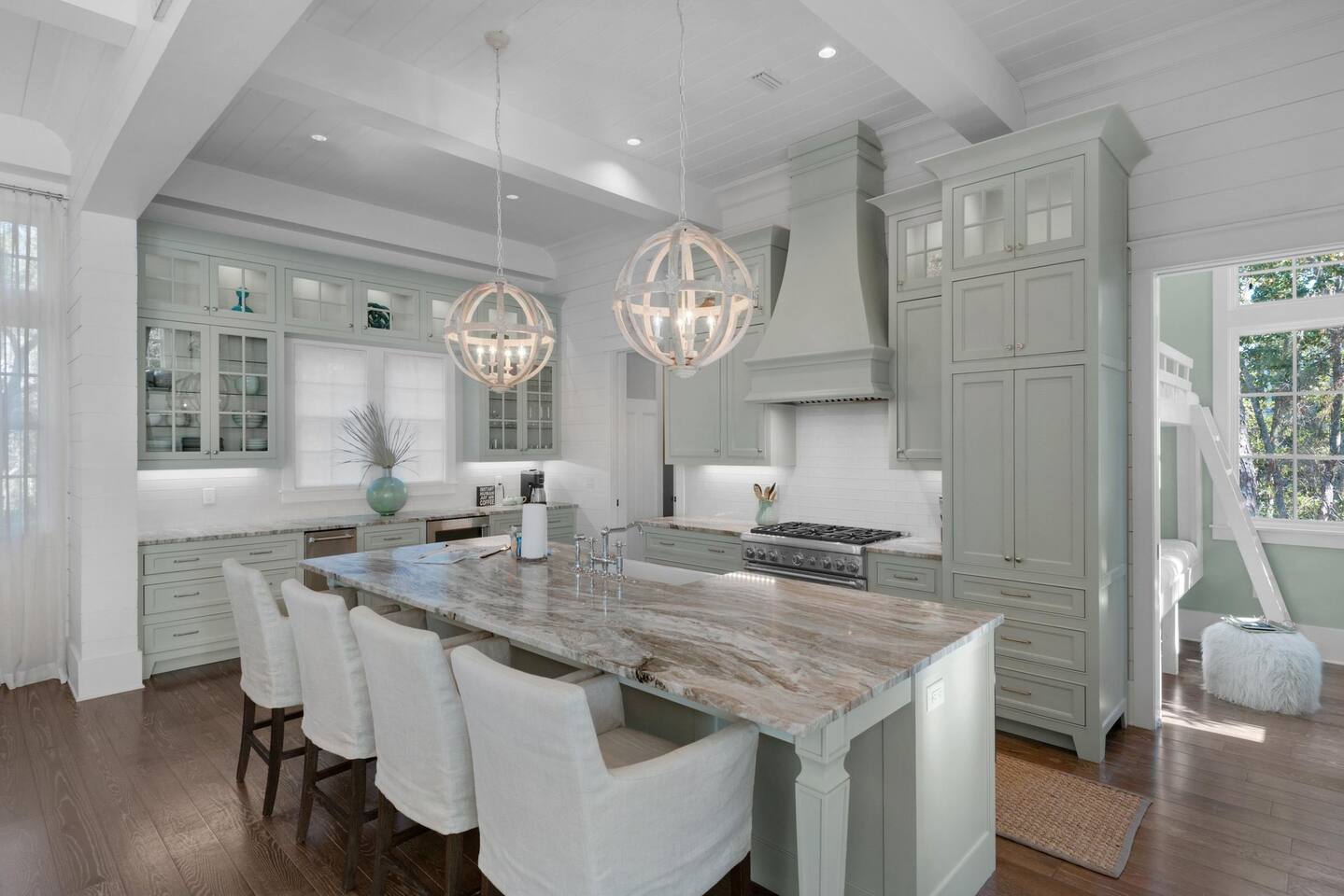 New - Saltlight Hideaway 4BR/3.5BA Gated Community