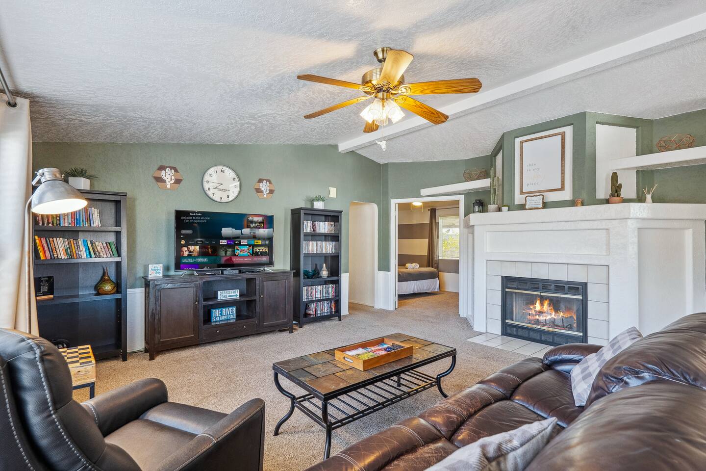Across from water & pet-friendly - Bullhead Bend!