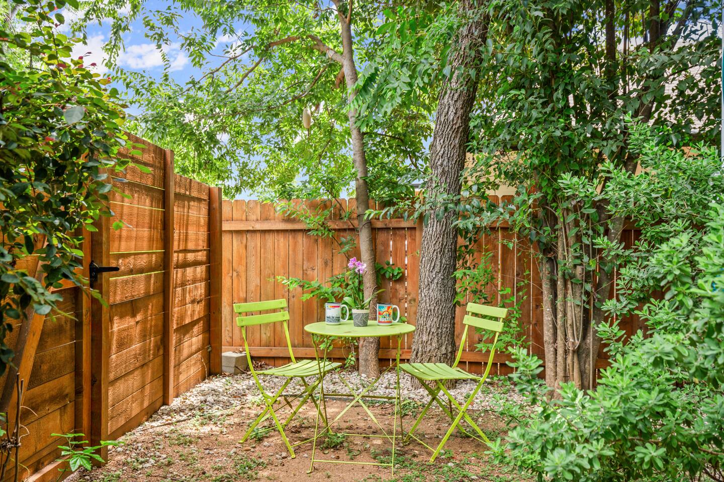 SoCo & South 1st Gem: Walk to Shops & More!