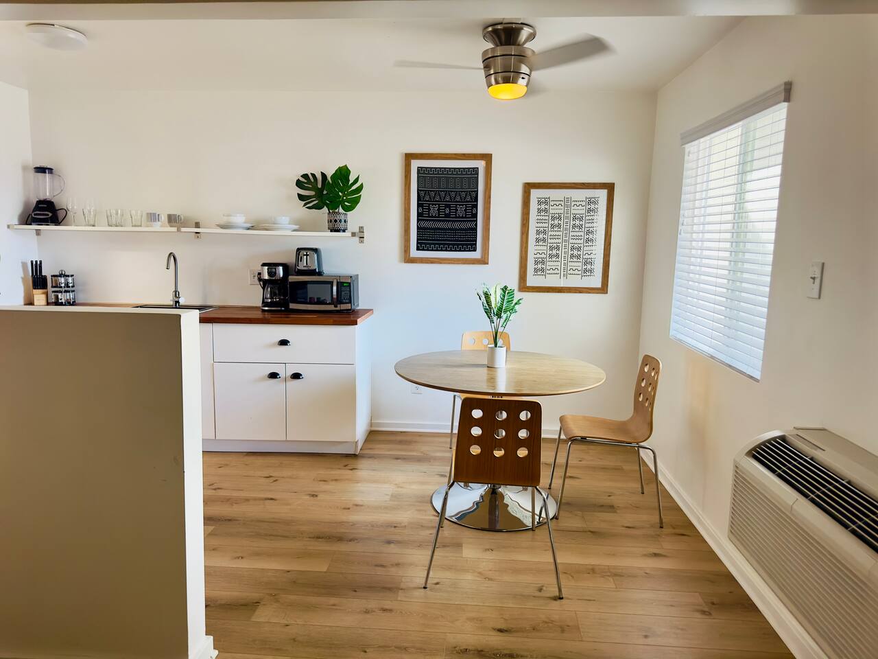 Spotless & Trendy King Suite With View