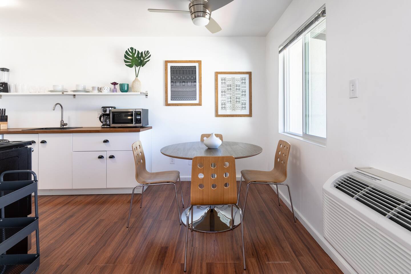 Spotless & Trendy King Suite With View