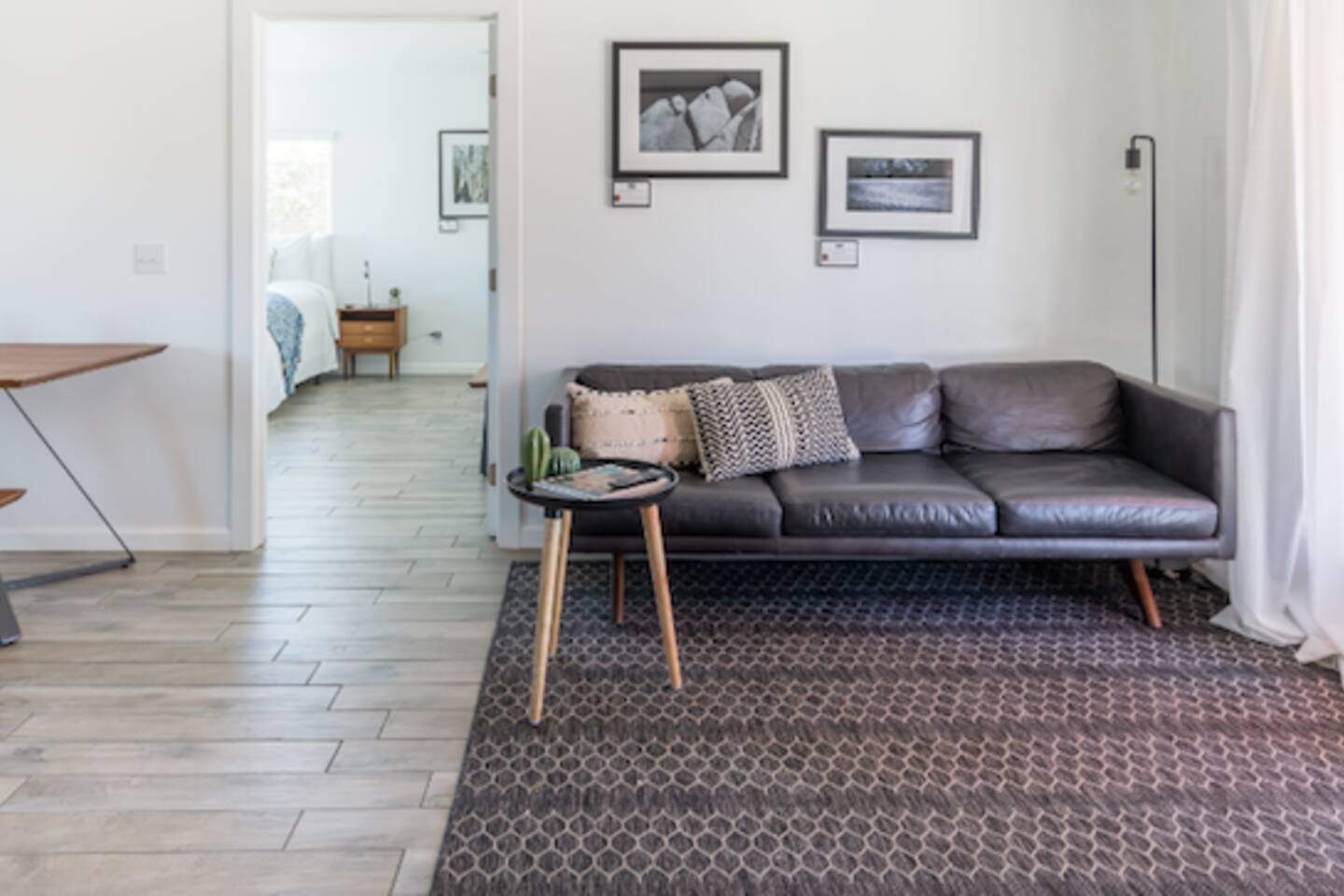 Modern Minimalist Desert Retreat - 2br Apt