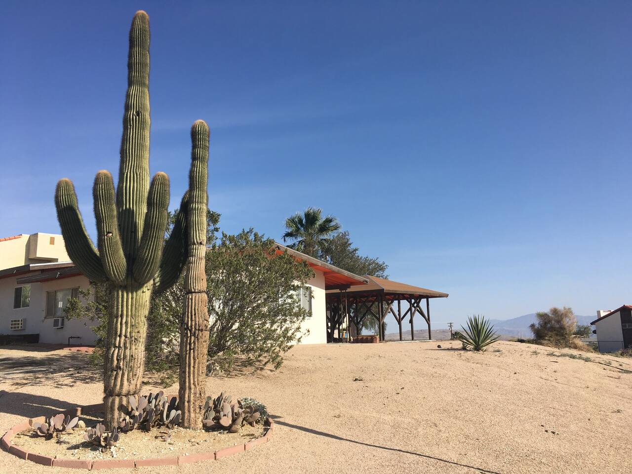 Warm & Cozy w Desert Views