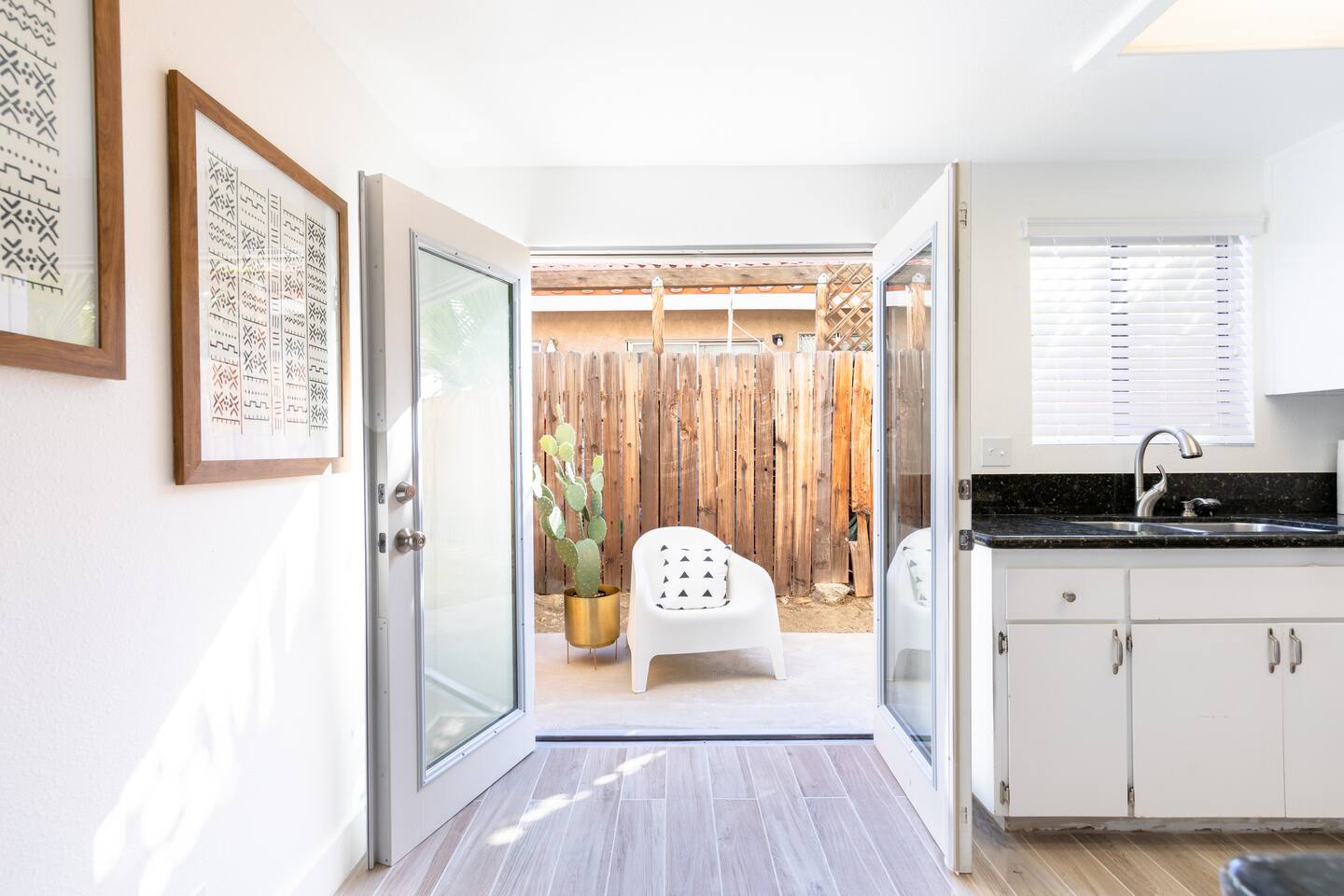 Desert Gem -Spacious, Welcoming, 2BR