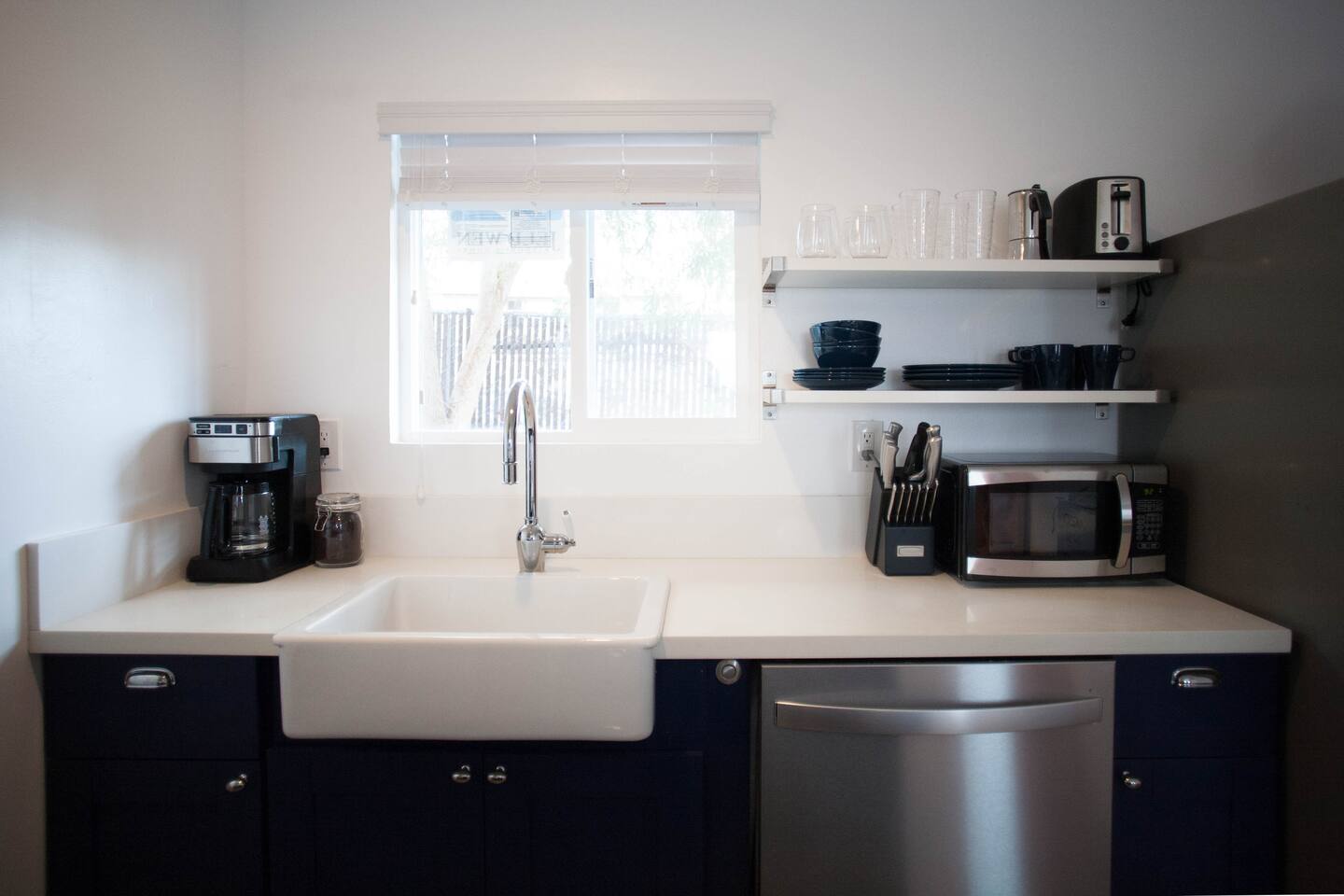Cute Full Kitchen Studio