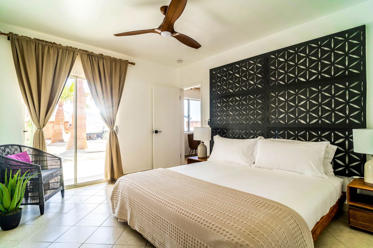 Moonlit Desert Stay Gated w Soaking Tub