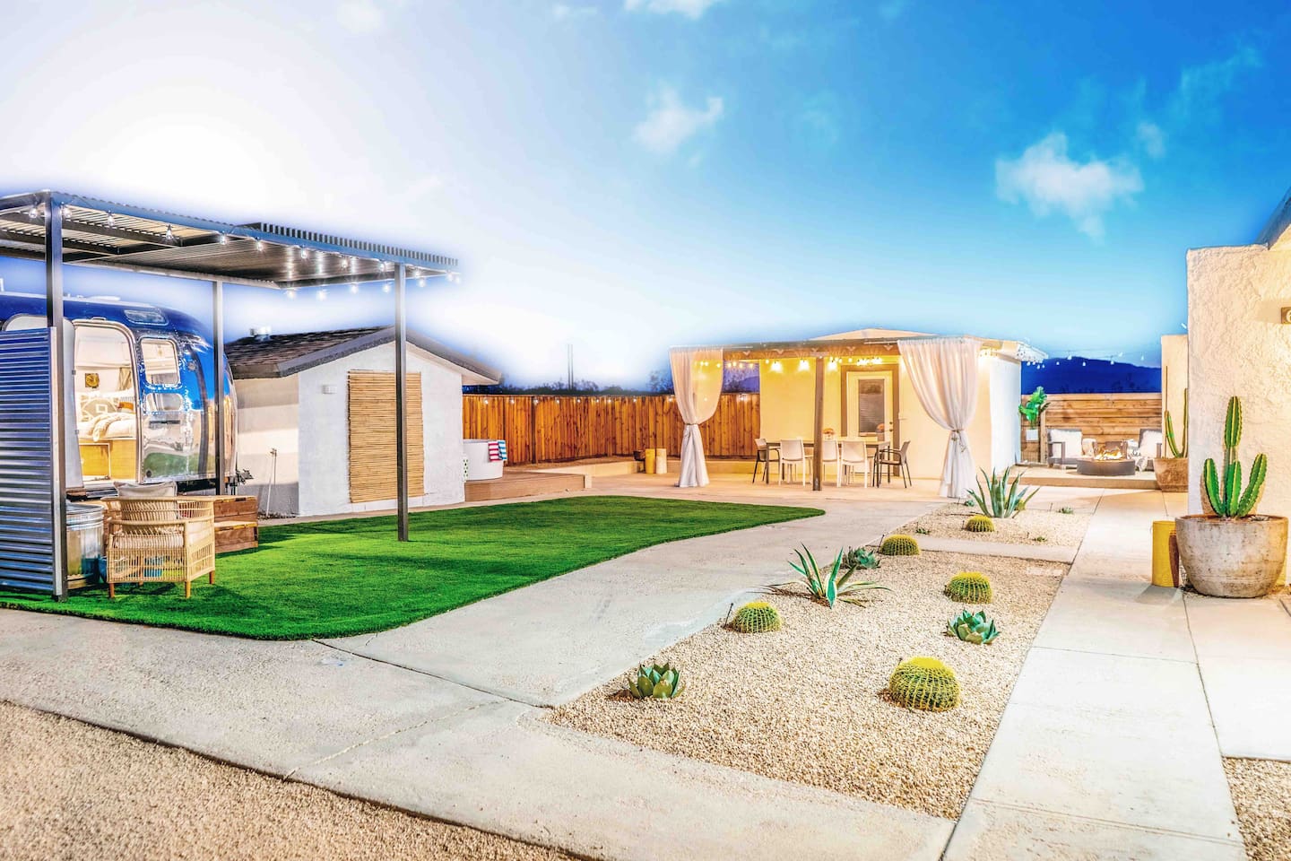 Moonlit Desert Stay Gated w Soaking Tub