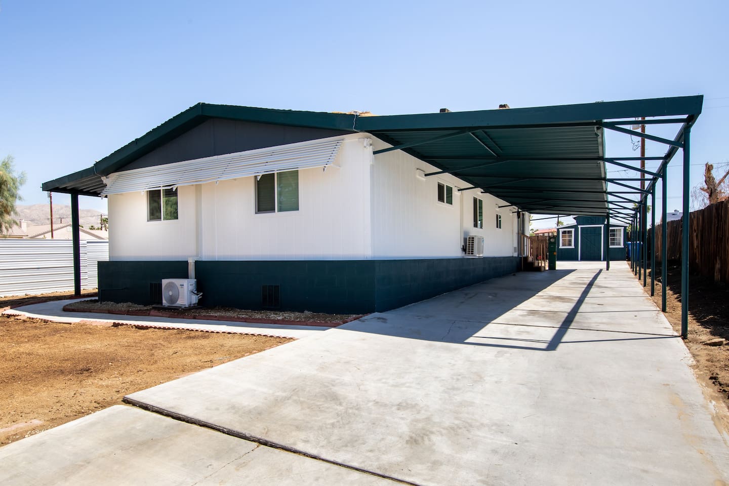 Gated HOUSE +Pool Above Ground/2BR 2Bath