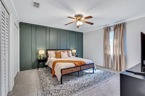 Augusta National Home | Hot Tub | Fire Pit | Pets