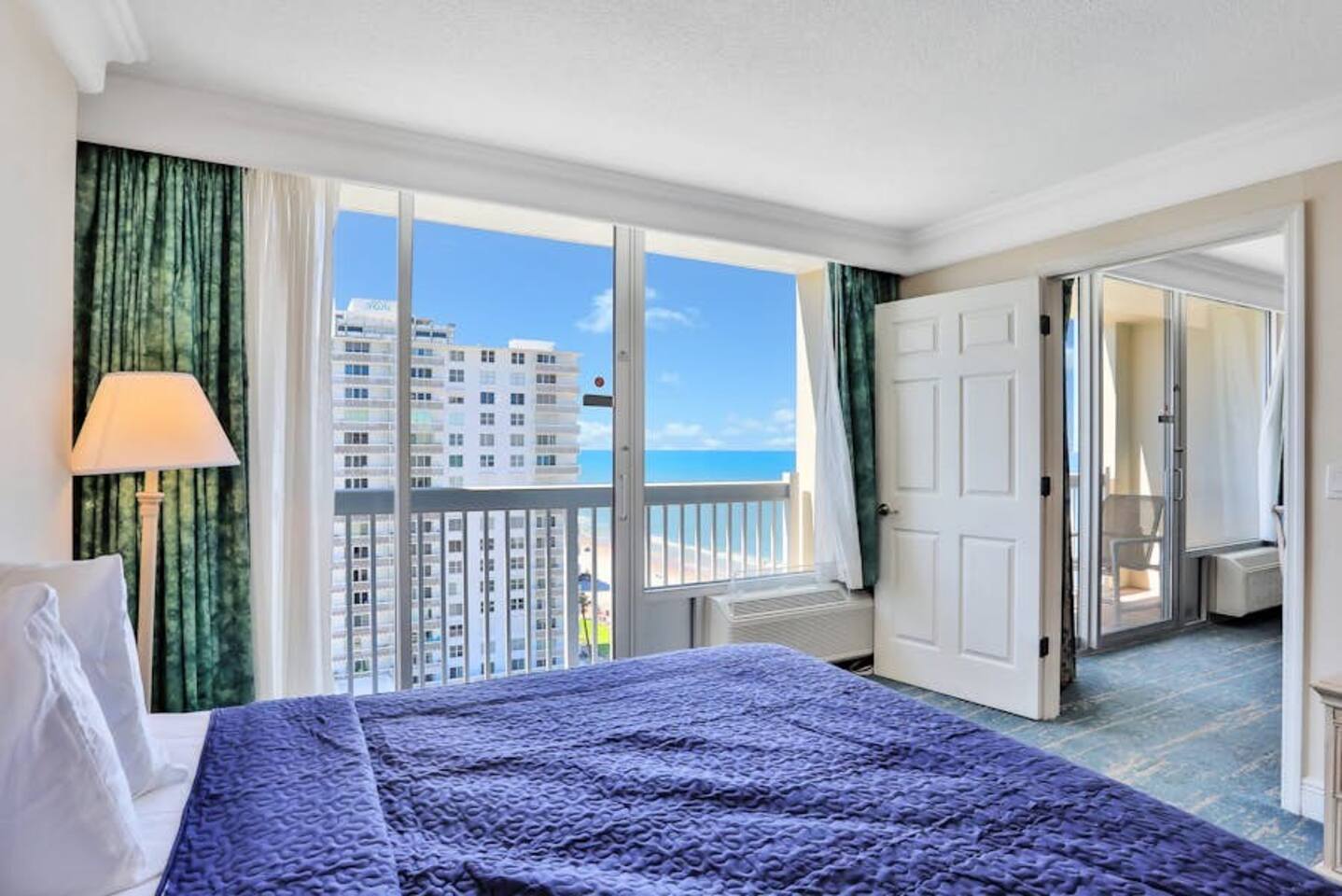 Oceanview Double balcony 1 bdrm