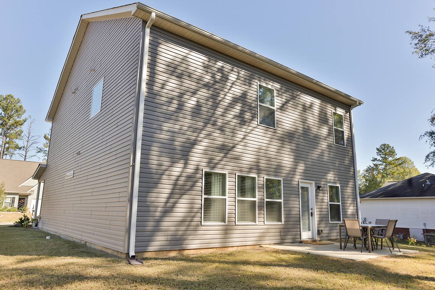 Lincoln Luxury! 5BR w/2 Kings with boat parking!
