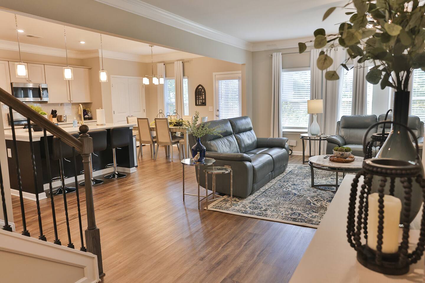 Lincoln Luxury! 5BR w/2 Kings with boat parking!