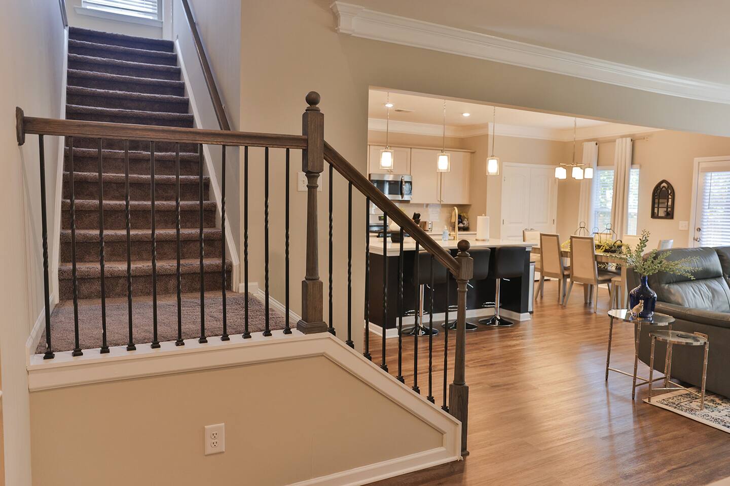 Lincoln Luxury! 5BR w/2 Kings with boat parking!