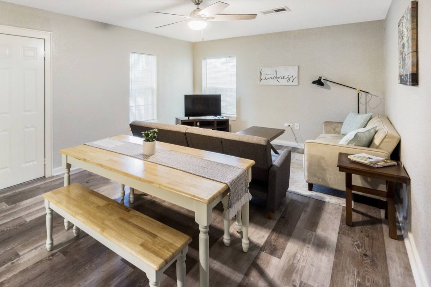The Central Cottage: 7min to Silos/Downtown/Baylor