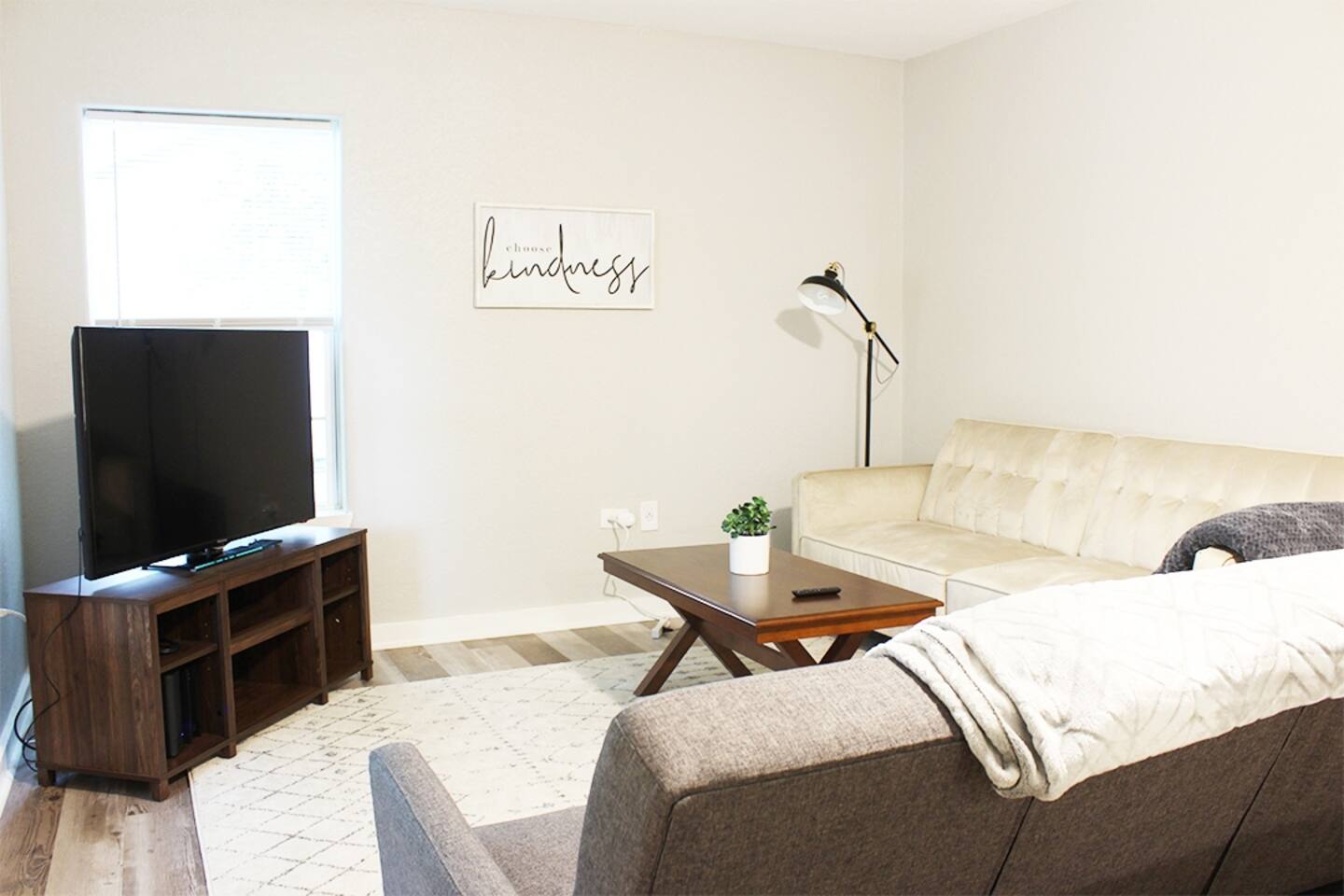 The Central Cottage: 7min to Silos/Downtown/Baylor