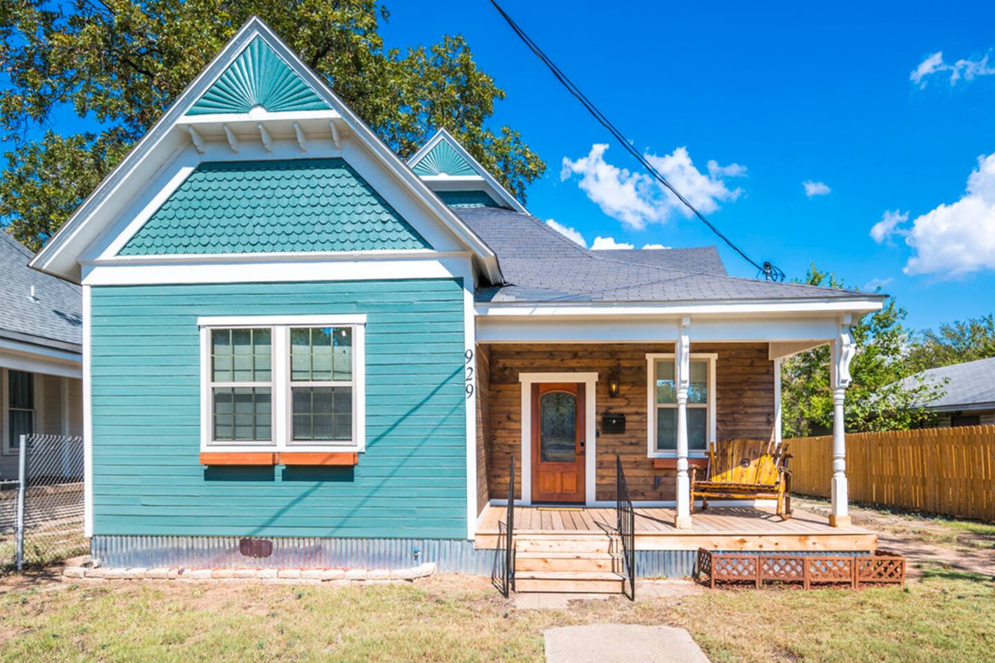 The Waco Victorian: 5min to Silos/Downtown/Baylor — Waco — vacation rental