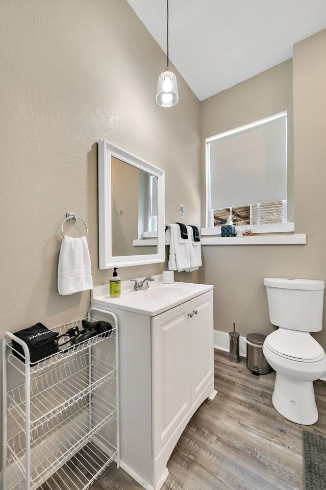 The Shiplap Cottage: 9min to Silos/Downtown/Baylor