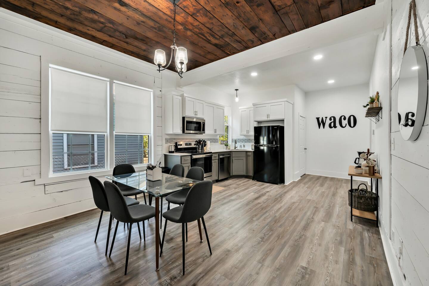 The Shiplap Cottage: 9min to Silos/Downtown/Baylor