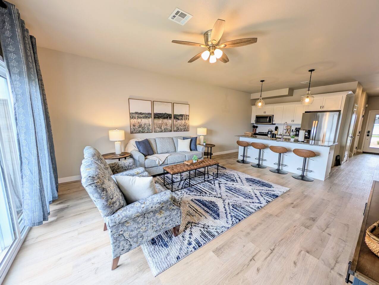 Next to Colbert Hills! Brand new! 2 King beds!