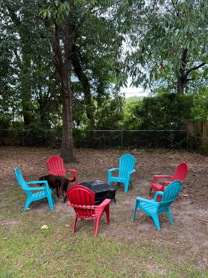 3Mi Parris Island | Pet-Friendly | FirePit | WiFi