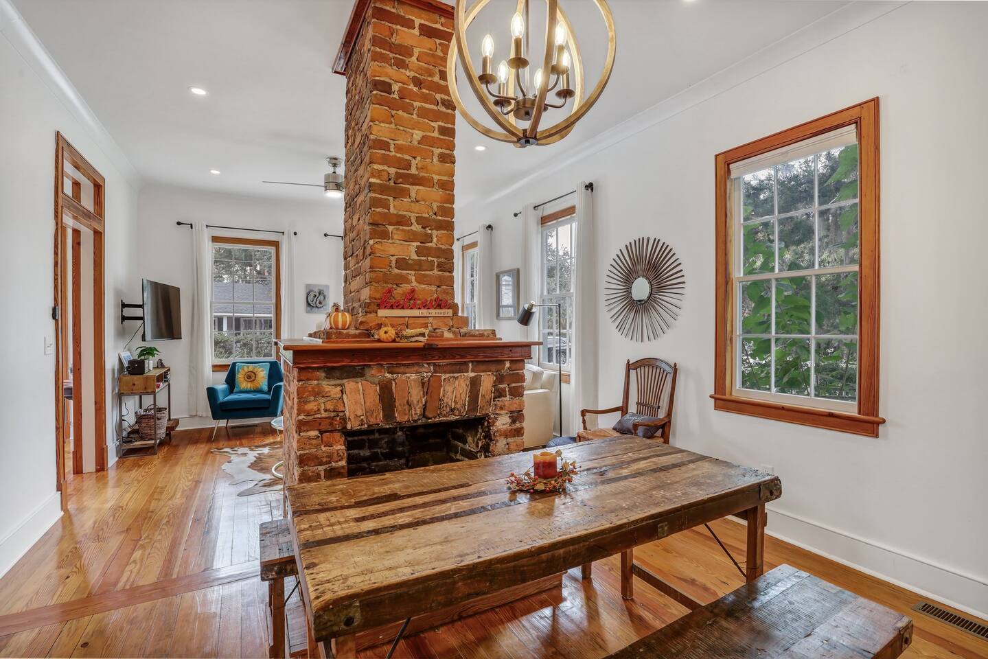 Walk to Downtown | Historic Home | BBQ | Bikes