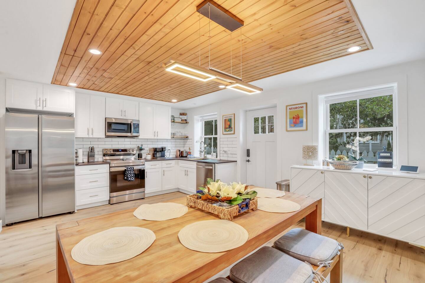 Historic | Walk Downtown | Open Concept | Fire-pit