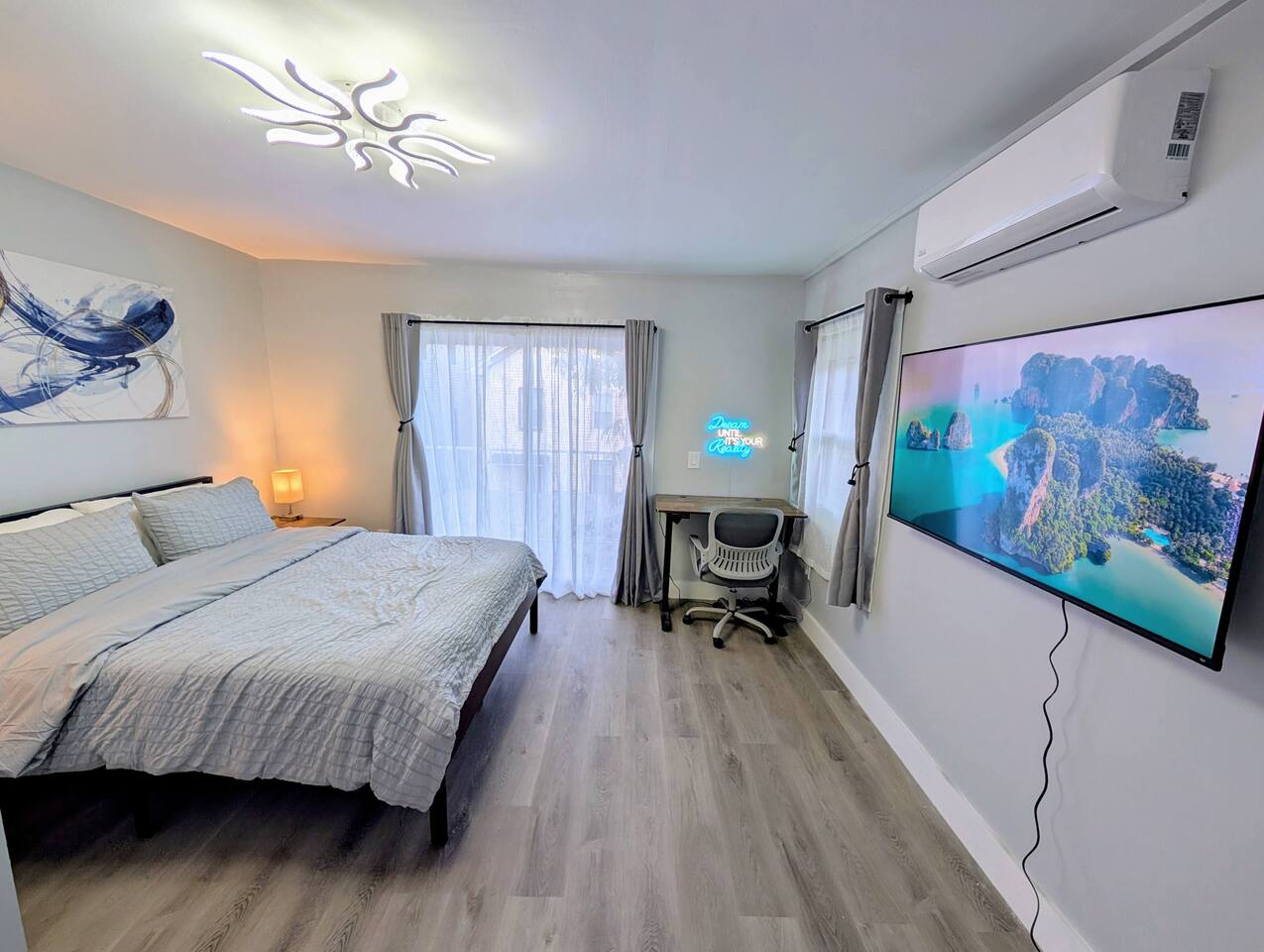 Newly Renovated Charming Apt! 30 Mins to Manhattan