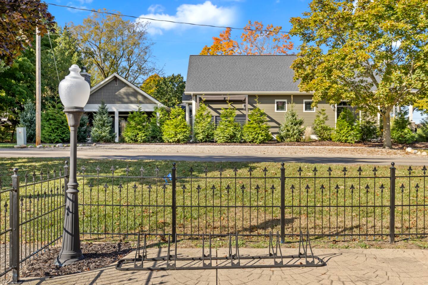 Douglas/Saugatuck - Sleeps 6