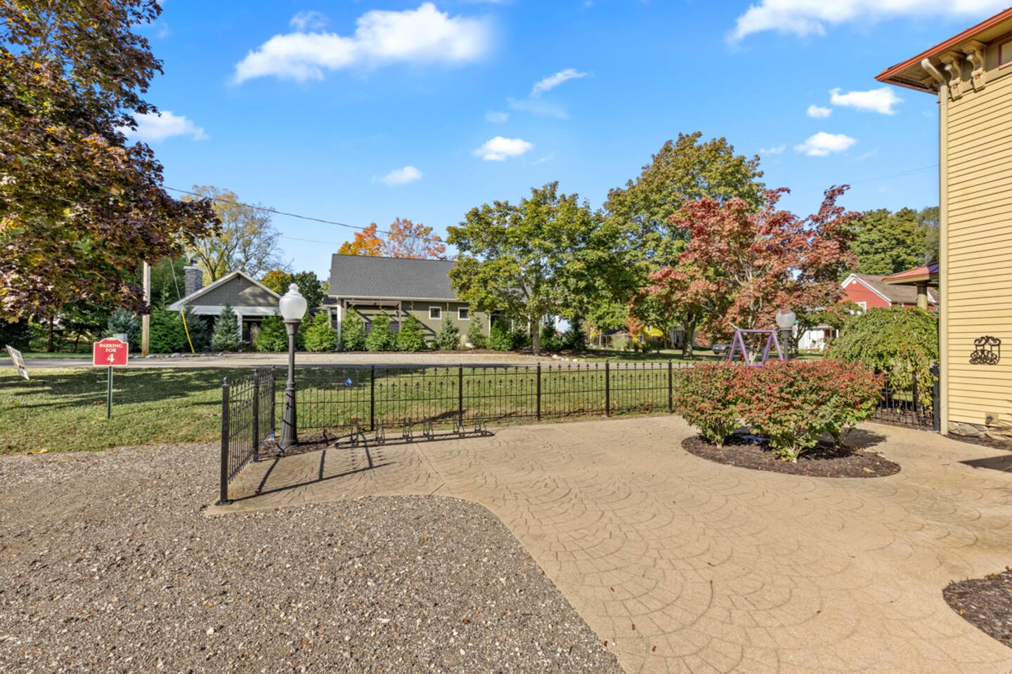 Douglas/Saugatuck - Sleeps 6