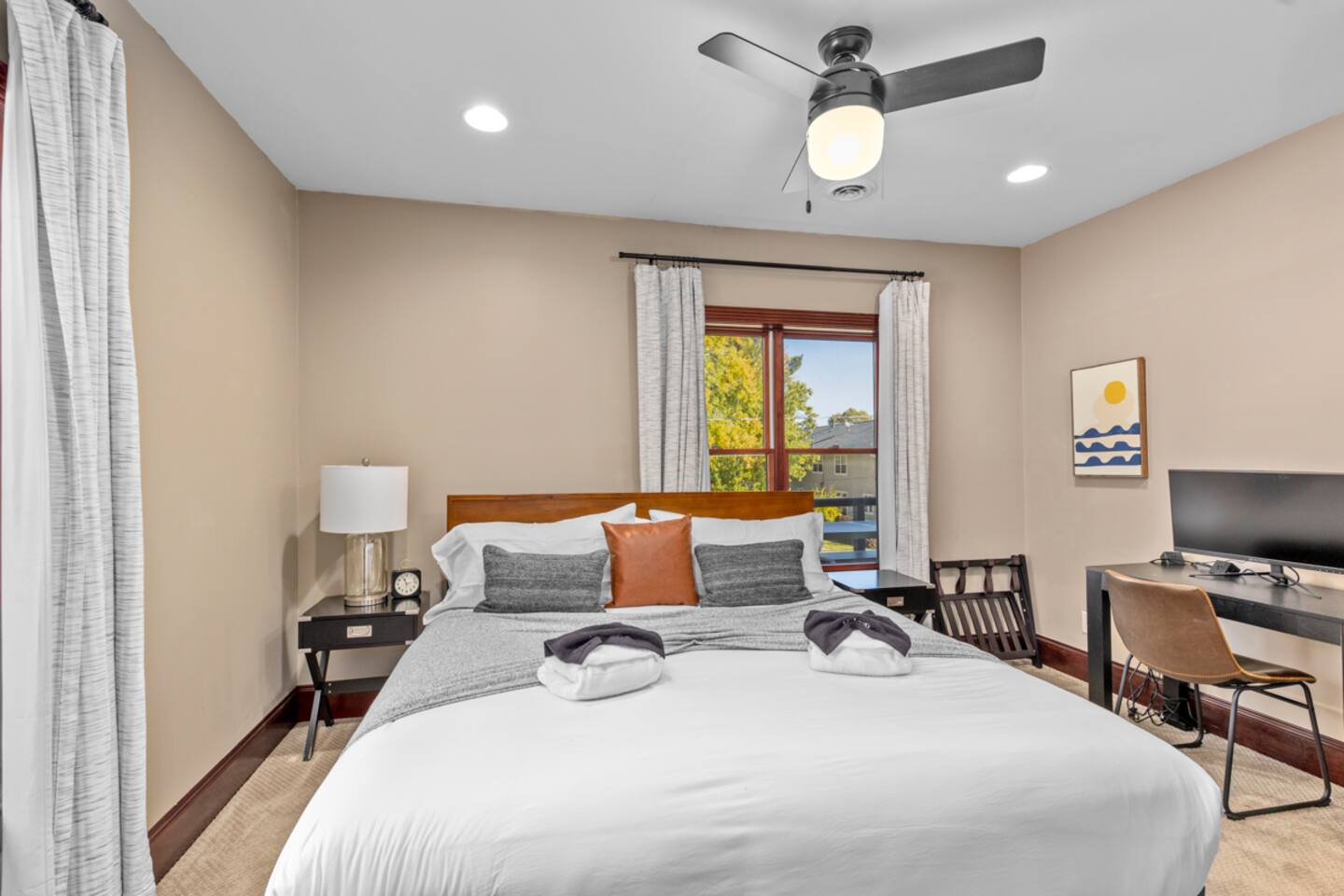 Douglas/Saugatuck - Sleeps 6