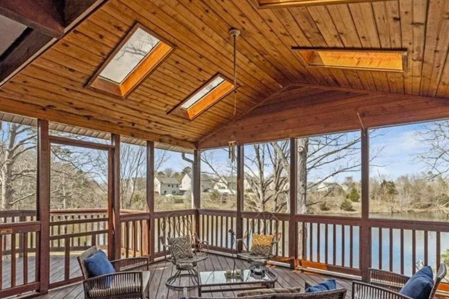 Private Pond Retreat on 6 Acres minutes from WWC